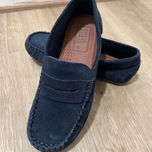 ✨New with Out Tag Zara Kids Dark Blue Moccasins